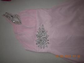 Krasne ruzove saty (2/2)