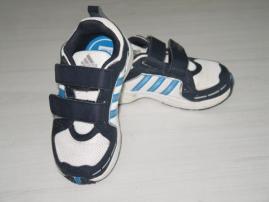 Tenisky Adidas (1/2)