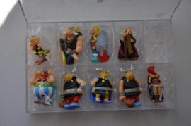 Figurky kinder (3/4)