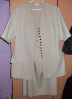 Krásny kostým l/xl (1/3)