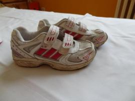 Adidas tenisky (4/5)
