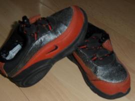 Nike tenisky v.25 (3/4)
