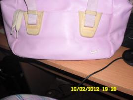 Kozena nike kabelka (2/2)
