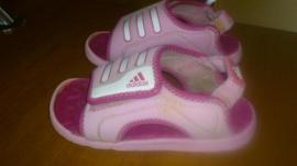 Sandále adidas (2/2)