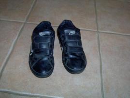 Tenisky zn. nike č.33,5 (1/3)