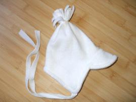 Čiapočka biela-obvod 38cm (1/2)