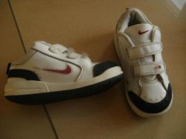 Celokoženné nike (1/3)