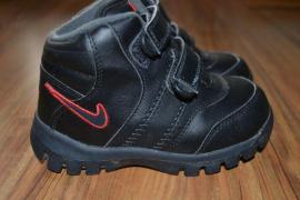 Nike-detske tenisky (2/4)
