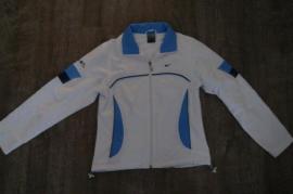 Nike bundu (2/4)