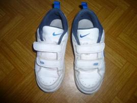 Tenisky Nike (2/2)