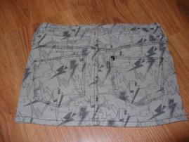 Trendy minisukňa (2/2)