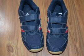 Adidas tenisky (1/4)