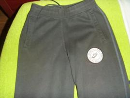 Teplaky nike (2/3)