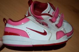 Botasky Nike č. 25 (2/4)
