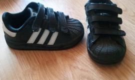 Detské tenisky adidas (2/3)