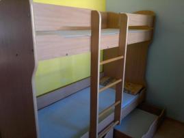 Poschodova postel (2/3)