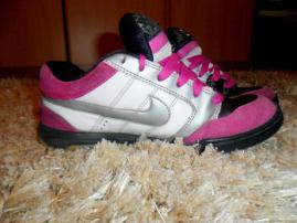 Tenisky / botasky nike (1/4)
