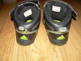 Tenisky zn. adidas (24) (2/4)
