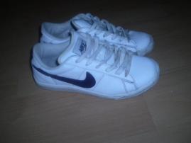 Nike tenisky (1/3)