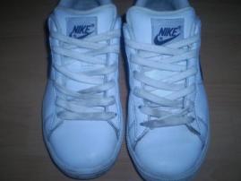 Nike tenisky (2/3)