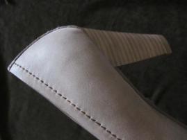 Bata kozene lodicky (2/7)