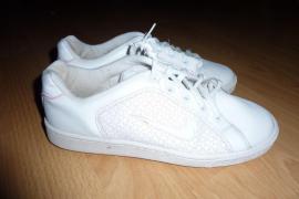 Nike botasky, v. 38 (2/4)
