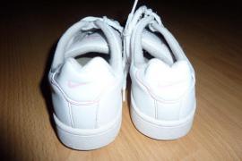 Nike botasky, v. 38 (4/4)