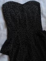Leopardie mini šaty (1/4)