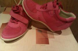 Tenisky (1/1)