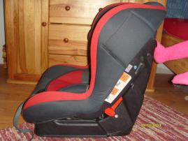 Predám autosedačku 0-18kg (2/3)