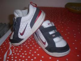 Tenisky nike (2/3)