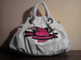 Kabelka ed hardy (2/3)