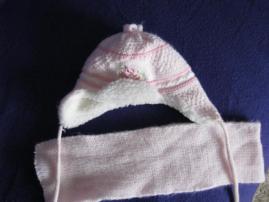 Zimny set ciapka a sal (1/2)
