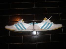 Tenisky adidas (2/3)