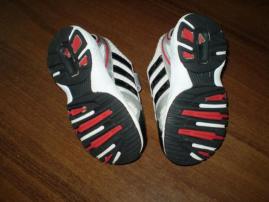 Frajerské Adidas tenisky (2/4)