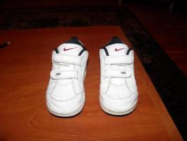 Tenisky nike (1/3)
