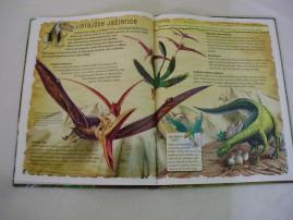 Kniha o dinosauroch č.3 (2/3)