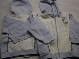 Mikiny 2,50 (3/3)