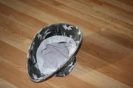 Chlapčenský klobúčik (4/4)