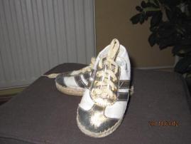 Krasne chicco platenky (3/3)