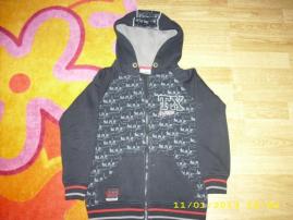 Chlap.mikina 134/140 (1/1)