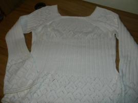 Biely sveter (1/1)