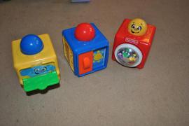Hracky fisher price (4/4)
