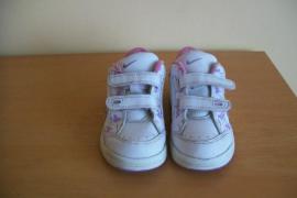 Tenisky nike (2/3)