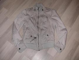 Bershka bunda (2/3)