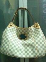 Louis vuitton (1/2)