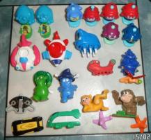 Kinder figurky 35 c kus (1/4)