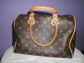 Vuitton kabelka (1/2)