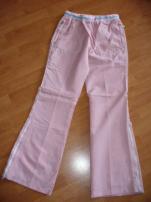 Odskúšané ružové nohavice