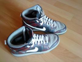 Original tenisky Nike (1/2)